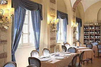 펜션 Castello Di Uviglie *