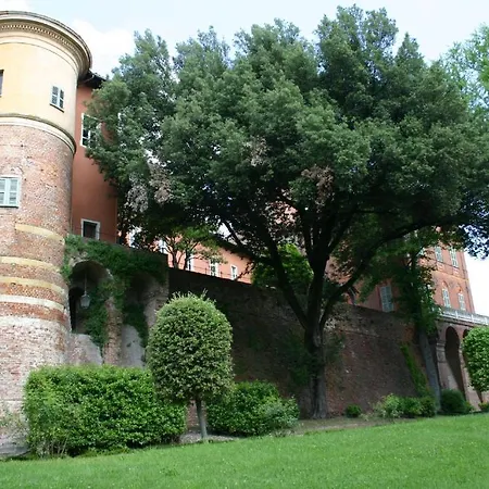 بيت للعطل Castello Di Uviglie Rosignano Monferrato