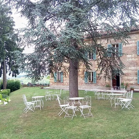 펜션 Castello Di Uviglie 로시냐노몬페라토