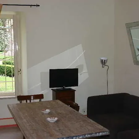 Castello Di Uviglie 펜션 *