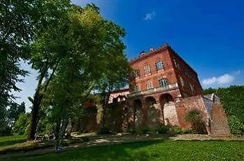 Castello Di Uviglie 펜션