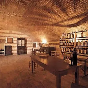 Feriehus Castello Di Uviglie