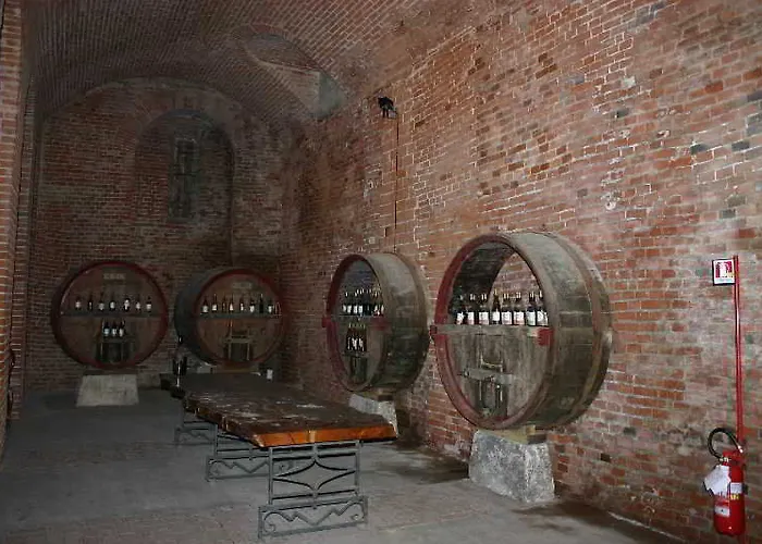 Castello Di Uviglie *