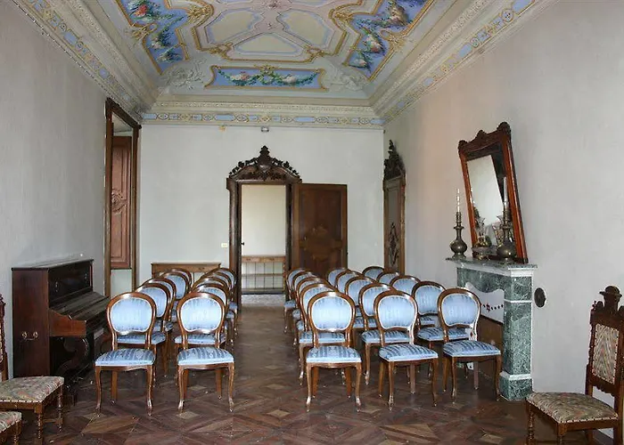 Castello Di Uviglie بيت للعطل